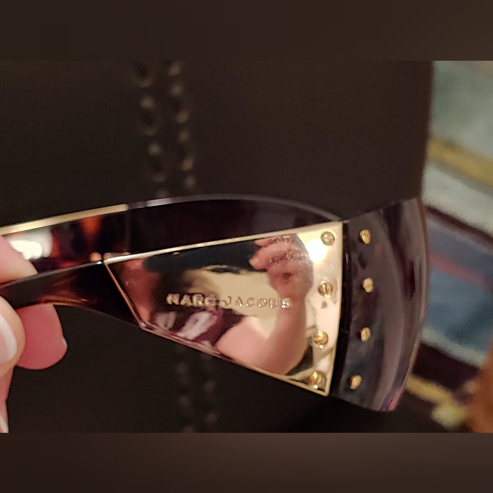 ✨Fashion Forward ⏩ ✨ Marc Jacobs Wrap Sunglasses Tortoise Gold/Brown - Picture 5 of 8